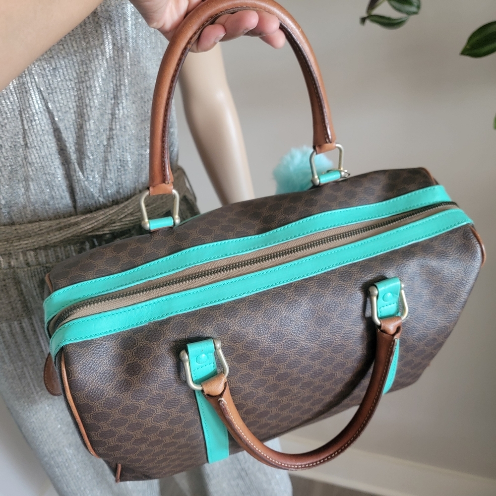 Firm✅️ Authentic Vintage Celine Handbag - Picture 12 of 17
